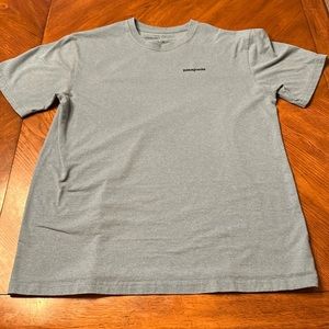 Patagonia men’s large T-shirt